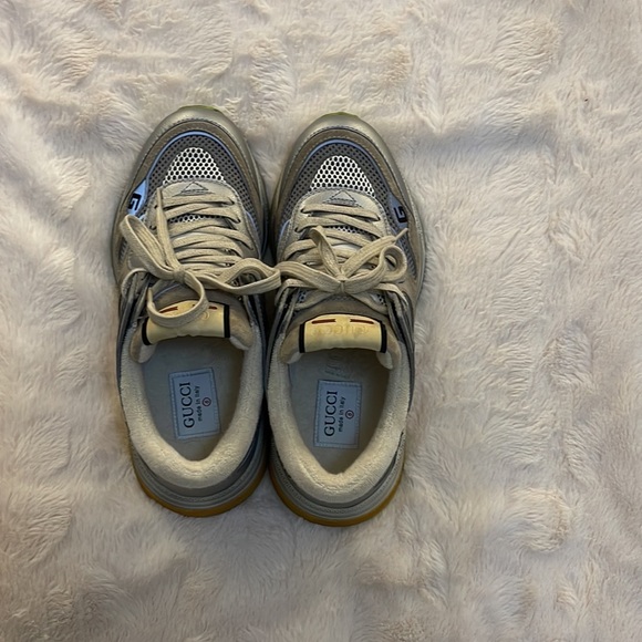 Gucci Ultra Space sneakers - Picture 3 of 6